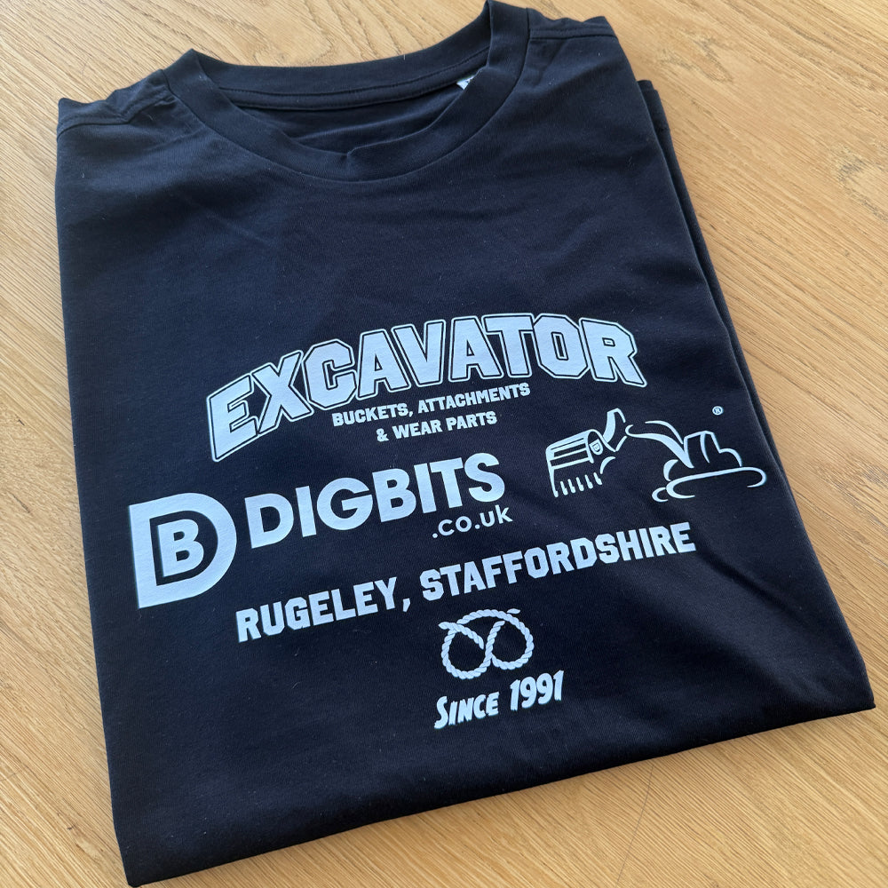 Black t-shirt with white DIGBITS US-College style print