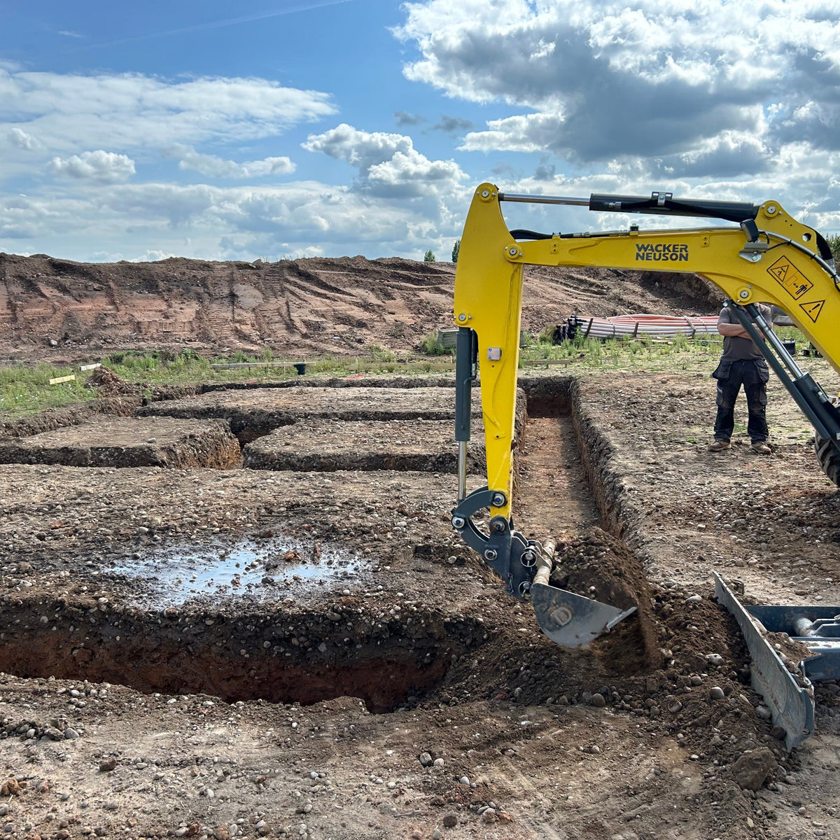 HITACHI ZX17-2B (900mm) 36" Ditching Bucket 1.0 to 1.9t diggers made by Digbits