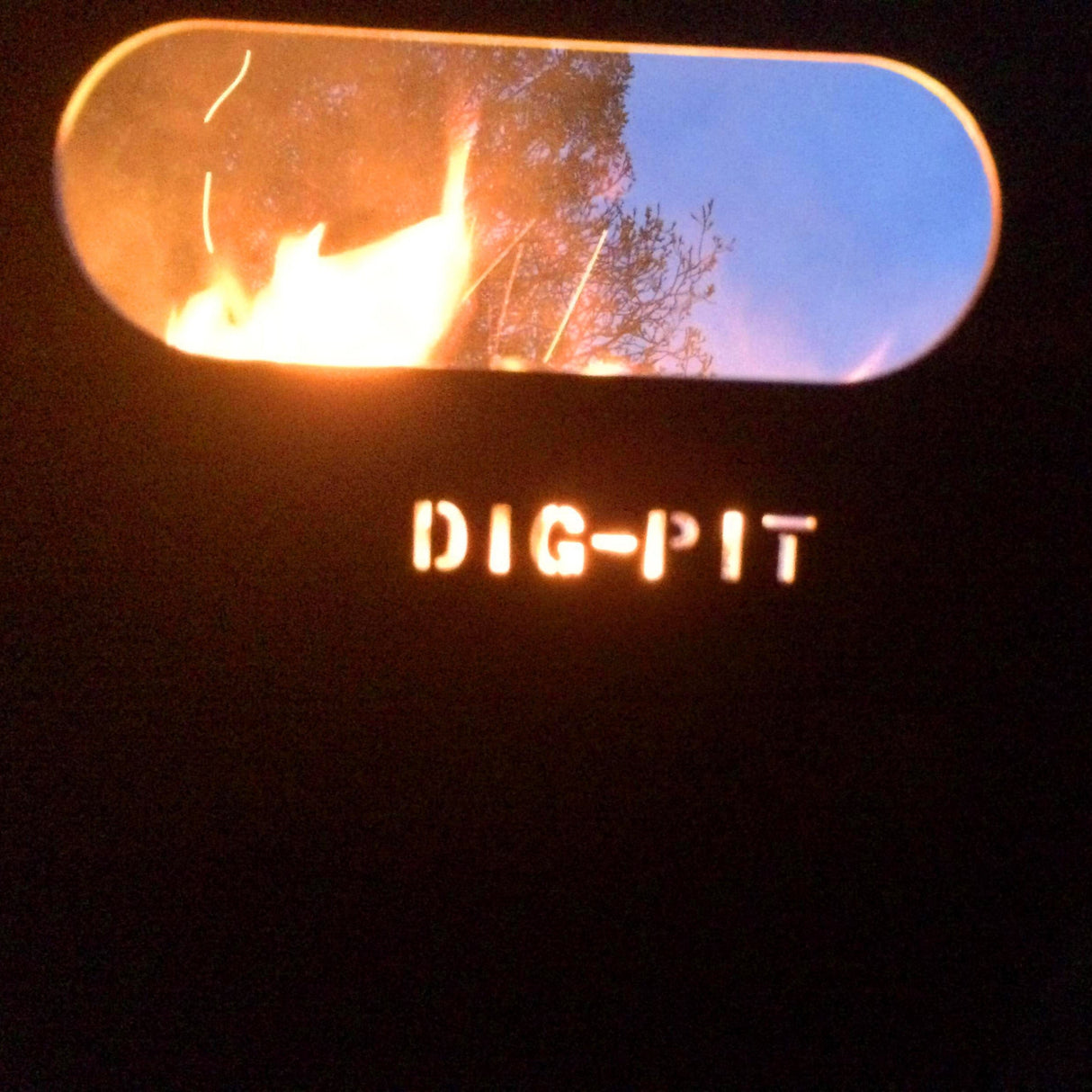 The "DIG-PIT", made by Digbits