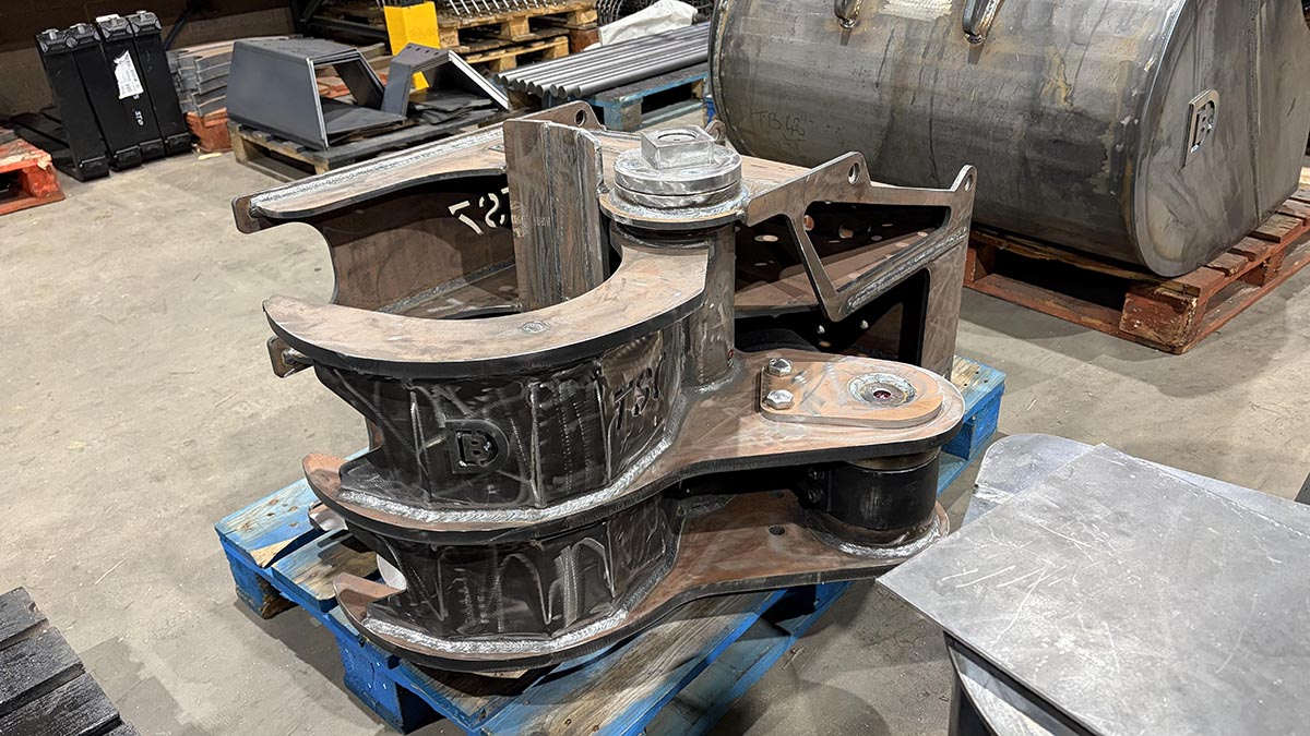 BOBCAT E80 TS07 300mm Tree Shear 7-14 Ton