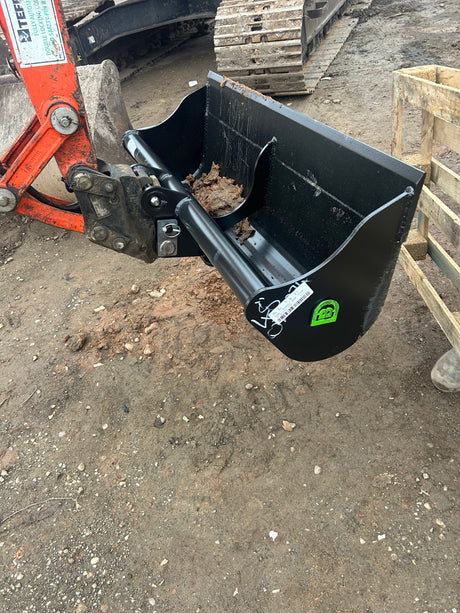 (1200mm) 48" Ditching Bucket 2.0 to 3.2t diggers, made by Digbits