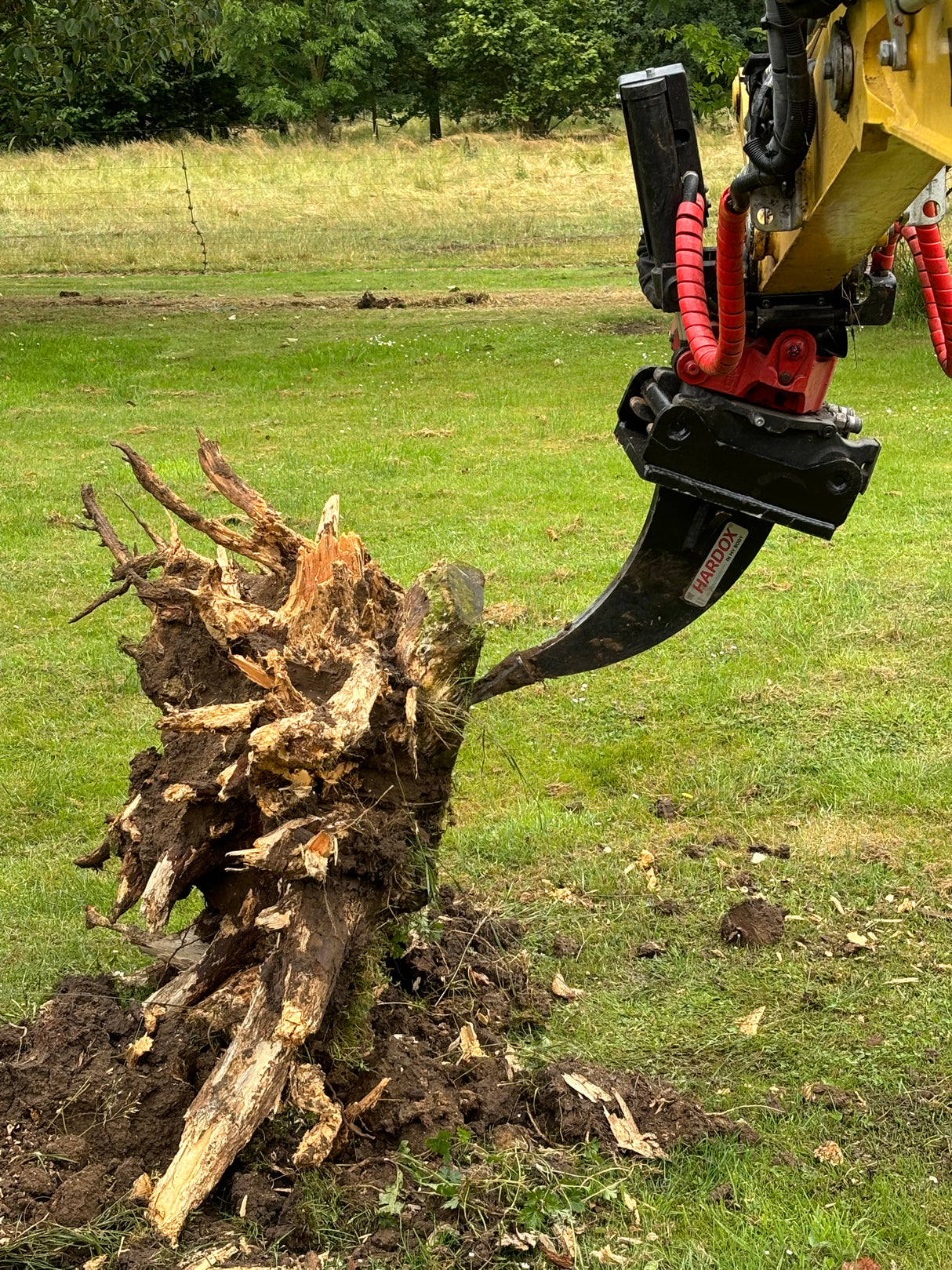 Ripper Tooth with Heavy Duty HardoxÂ® shank for 6 to 9 tonne midi excavators