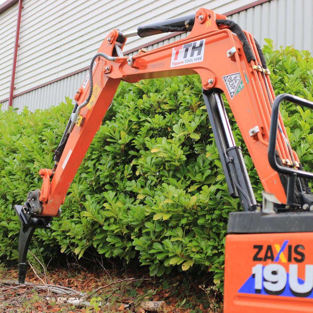 CASE CK08 Ripper Tooth with Heavy Duty Hardox® shank 0.5 to 0.9 tonne class micro diggers