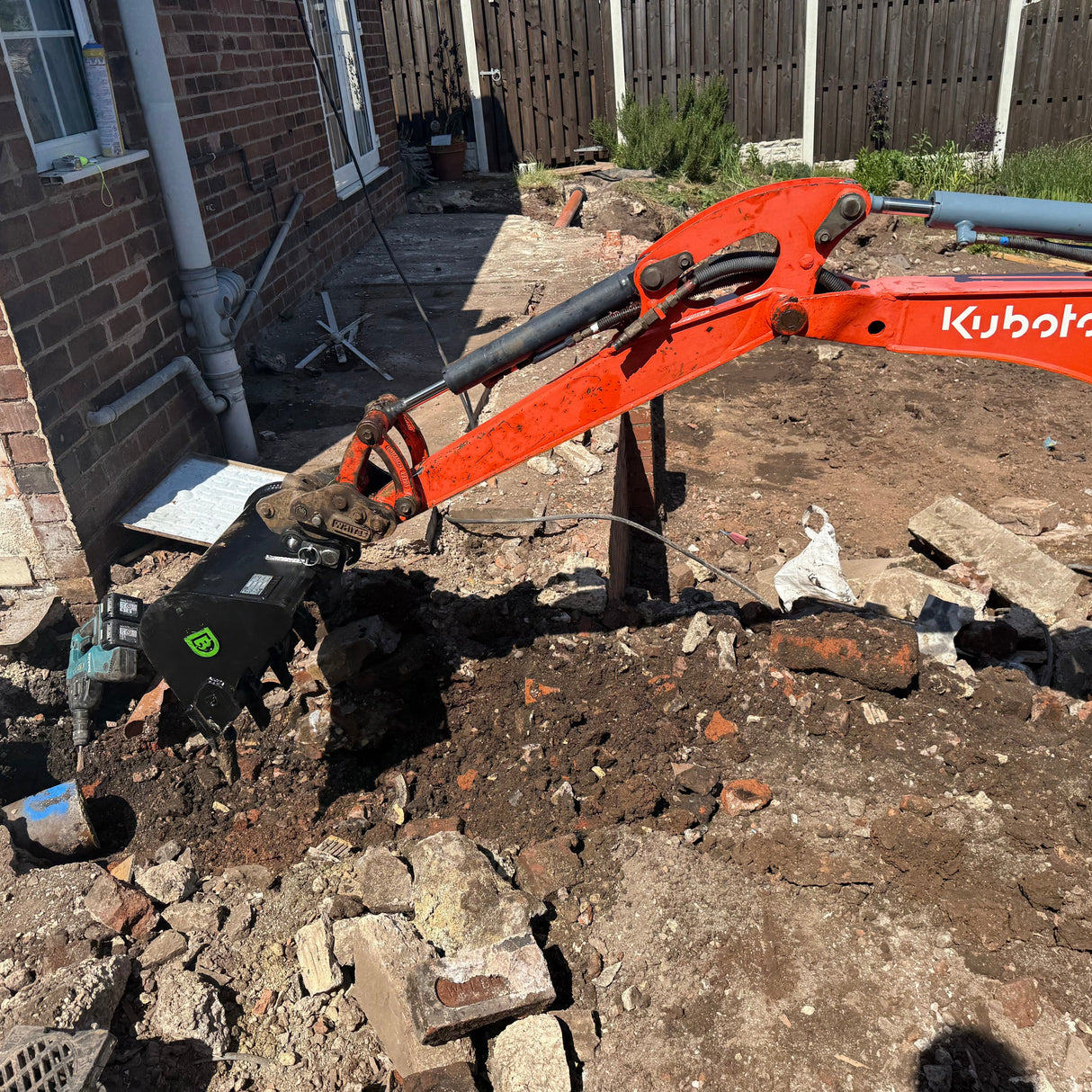 (650mm) 26" Digger Bucket 1 to 1.9t mini diggers made by Digbits